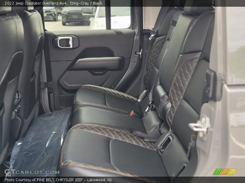 Sting-Gray / Black 2022 Jeep Gladiator Overland 4x4