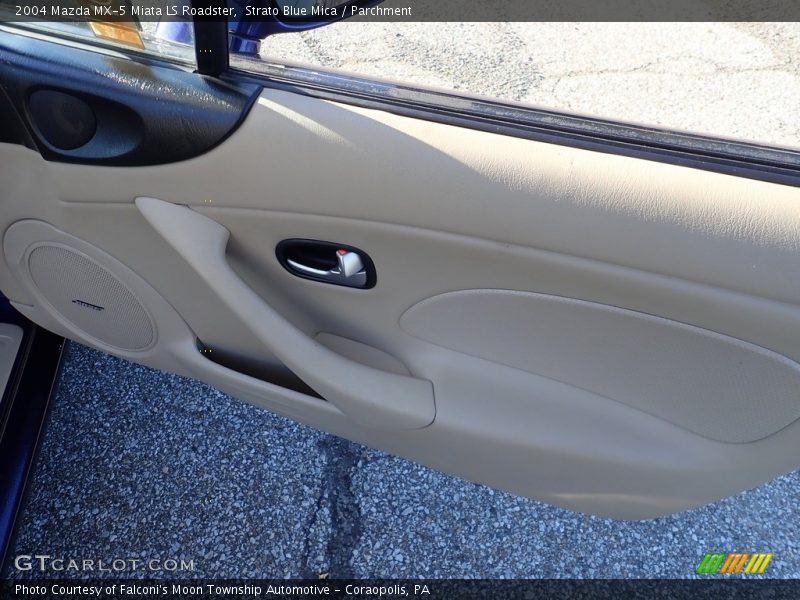 Strato Blue Mica / Parchment 2004 Mazda MX-5 Miata LS Roadster