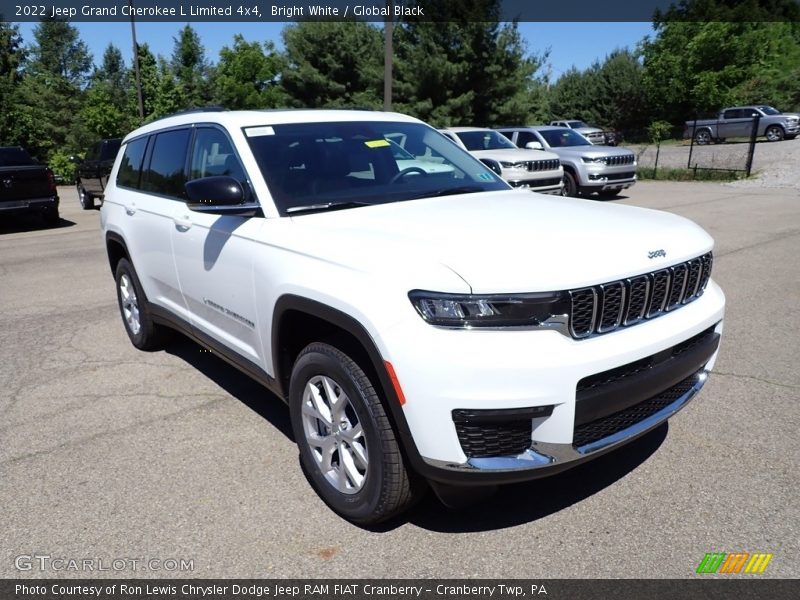 Bright White / Global Black 2022 Jeep Grand Cherokee L Limited 4x4