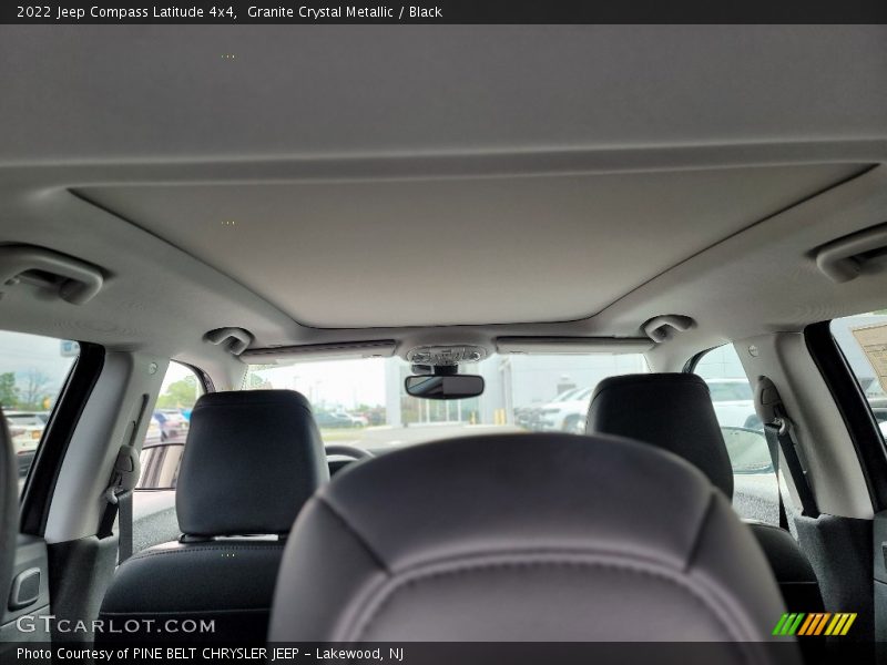 Granite Crystal Metallic / Black 2022 Jeep Compass Latitude 4x4