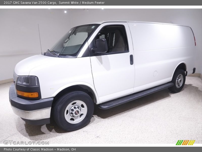 Summit White / Medium Pewter 2017 GMC Savana Van 2500 Cargo