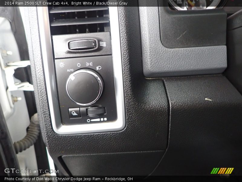 Bright White / Black/Diesel Gray 2014 Ram 2500 SLT Crew Cab 4x4