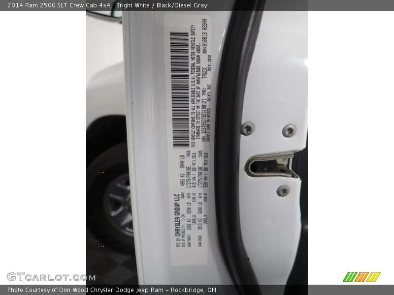 Bright White / Black/Diesel Gray 2014 Ram 2500 SLT Crew Cab 4x4