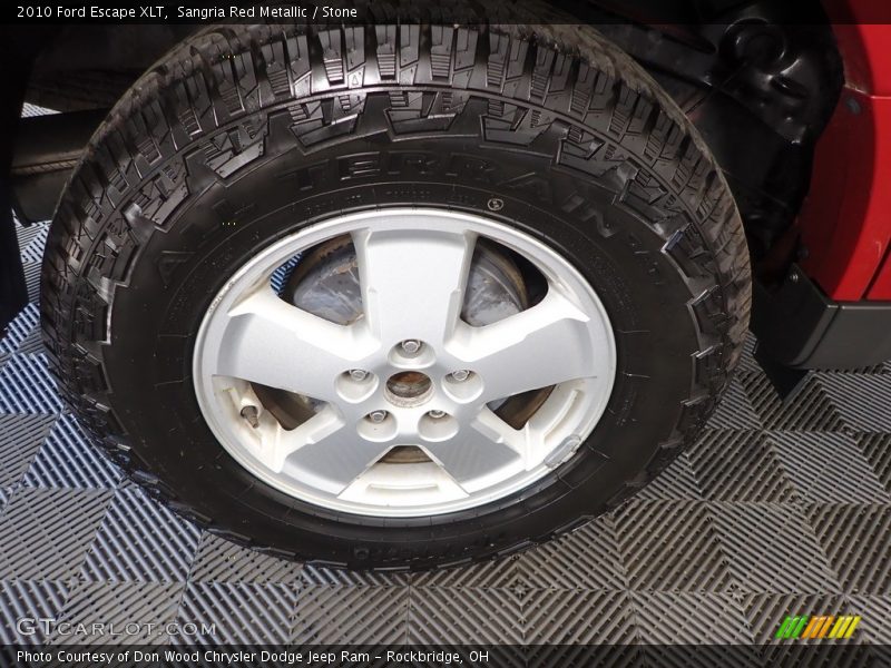 Sangria Red Metallic / Stone 2010 Ford Escape XLT