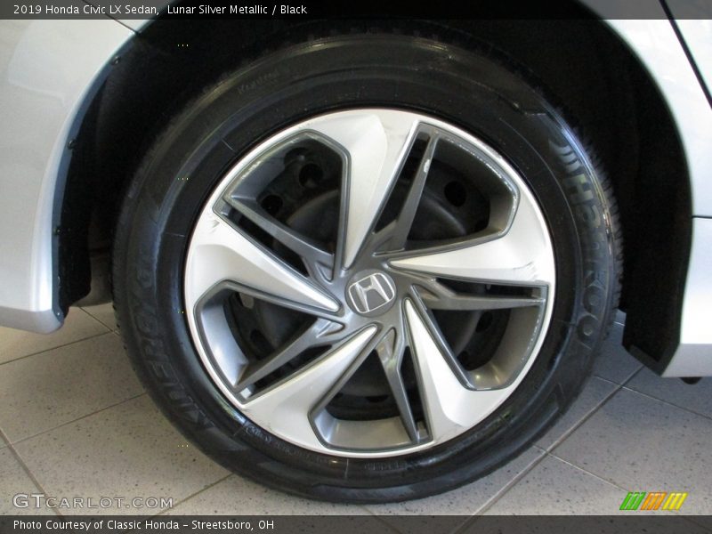 Lunar Silver Metallic / Black 2019 Honda Civic LX Sedan