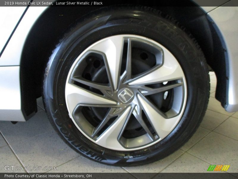 Lunar Silver Metallic / Black 2019 Honda Civic LX Sedan