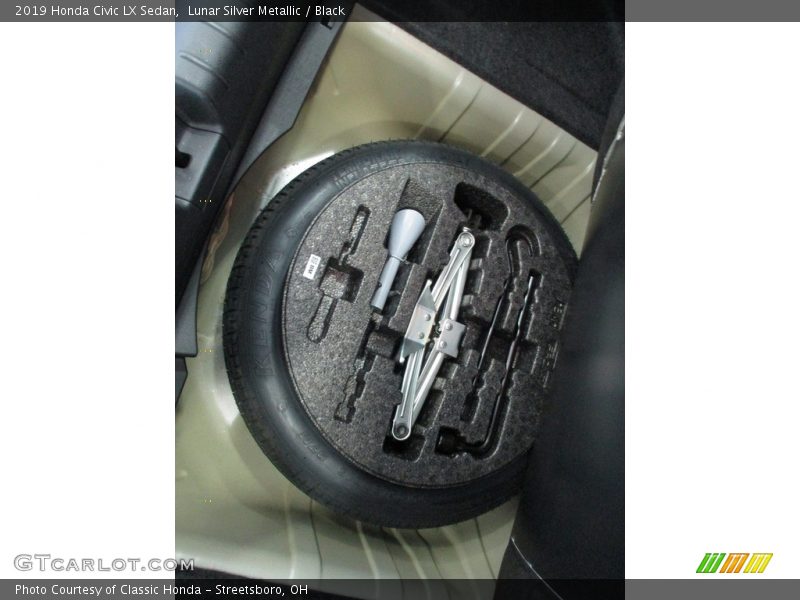 Lunar Silver Metallic / Black 2019 Honda Civic LX Sedan