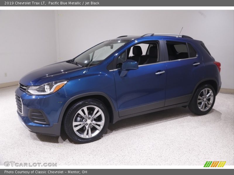 Pacific Blue Metallic / Jet Black 2019 Chevrolet Trax LT