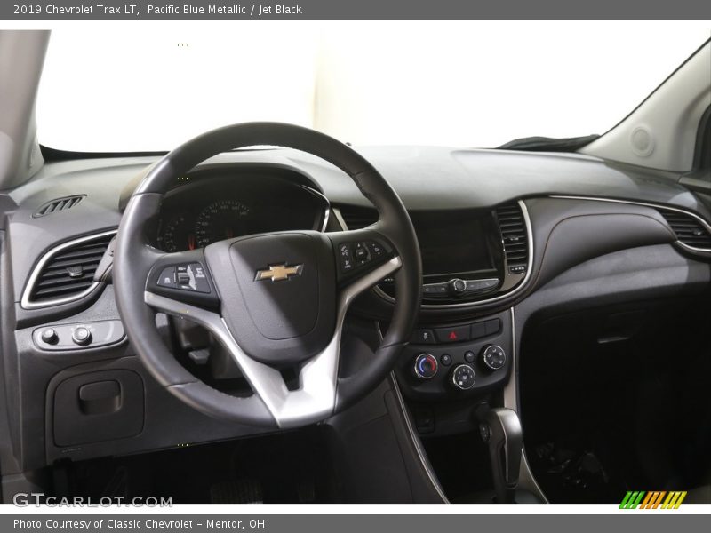 Pacific Blue Metallic / Jet Black 2019 Chevrolet Trax LT
