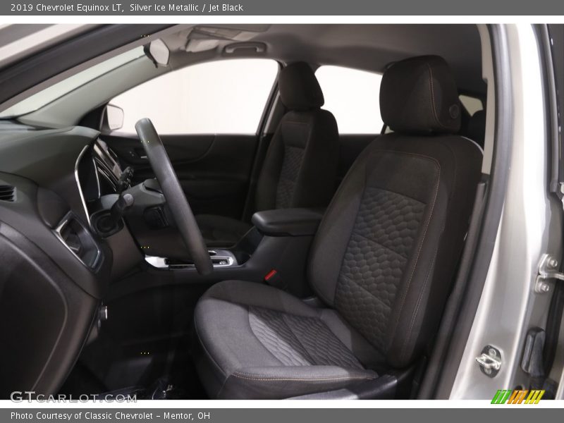 Silver Ice Metallic / Jet Black 2019 Chevrolet Equinox LT
