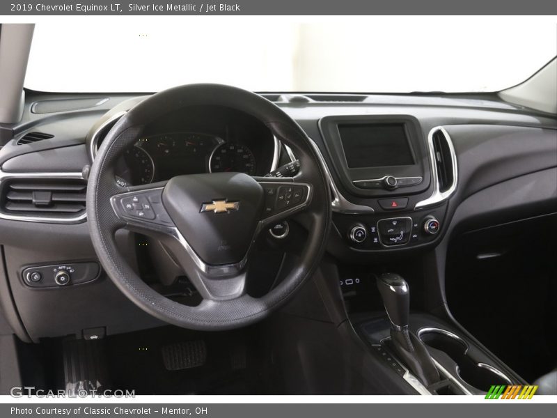 Silver Ice Metallic / Jet Black 2019 Chevrolet Equinox LT