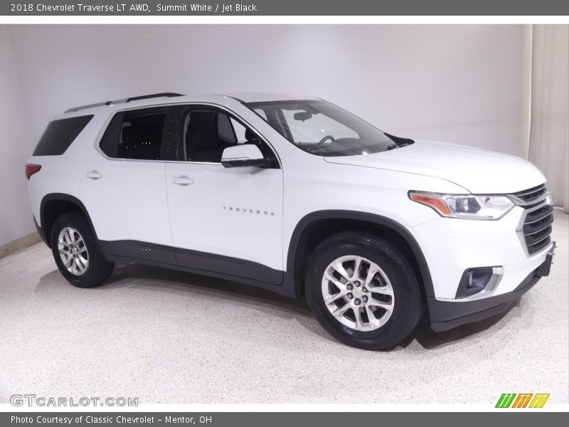 Summit White / Jet Black 2018 Chevrolet Traverse LT AWD