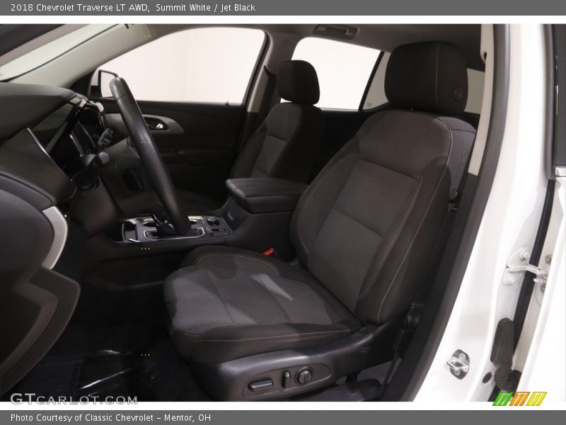 Summit White / Jet Black 2018 Chevrolet Traverse LT AWD
