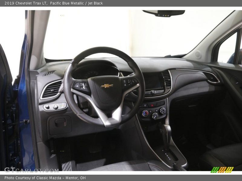 Pacific Blue Metallic / Jet Black 2019 Chevrolet Trax LT