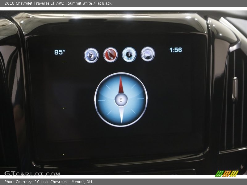 Summit White / Jet Black 2018 Chevrolet Traverse LT AWD