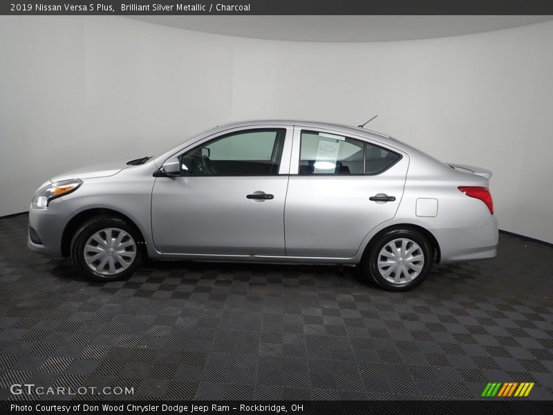 Brilliant Silver Metallic / Charcoal 2019 Nissan Versa S Plus