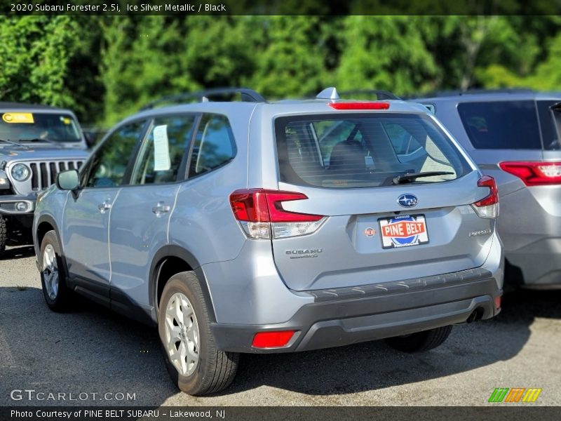 Ice Silver Metallic / Black 2020 Subaru Forester 2.5i