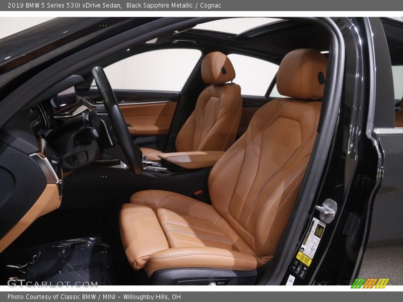 Black Sapphire Metallic / Cognac 2019 BMW 5 Series 530i xDrive Sedan