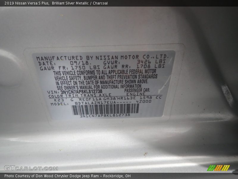 Brilliant Silver Metallic / Charcoal 2019 Nissan Versa S Plus