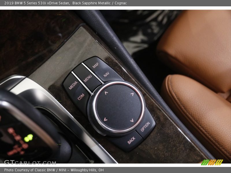 Black Sapphire Metallic / Cognac 2019 BMW 5 Series 530i xDrive Sedan