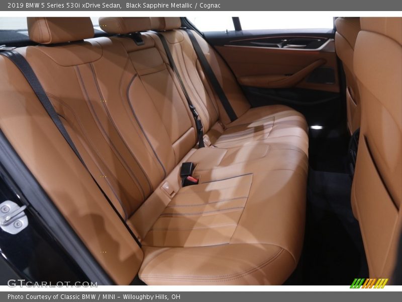 Black Sapphire Metallic / Cognac 2019 BMW 5 Series 530i xDrive Sedan