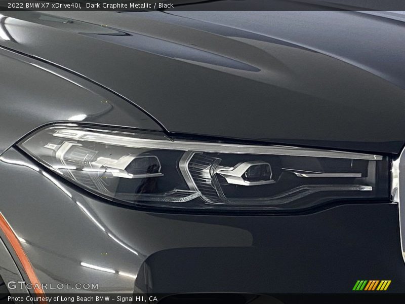 Dark Graphite Metallic / Black 2022 BMW X7 xDrive40i