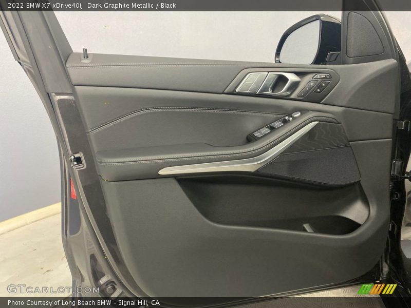 Dark Graphite Metallic / Black 2022 BMW X7 xDrive40i