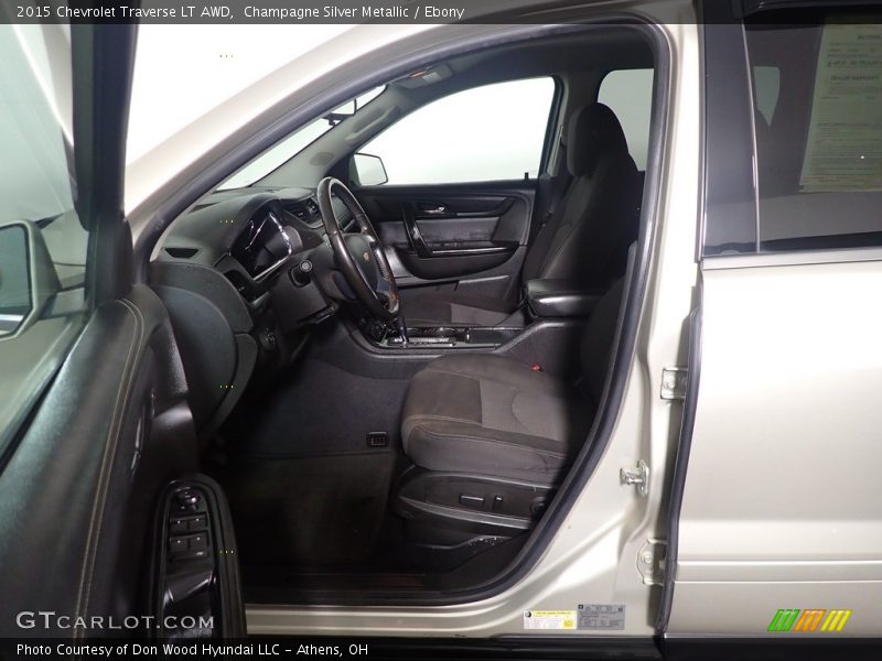 Champagne Silver Metallic / Ebony 2015 Chevrolet Traverse LT AWD