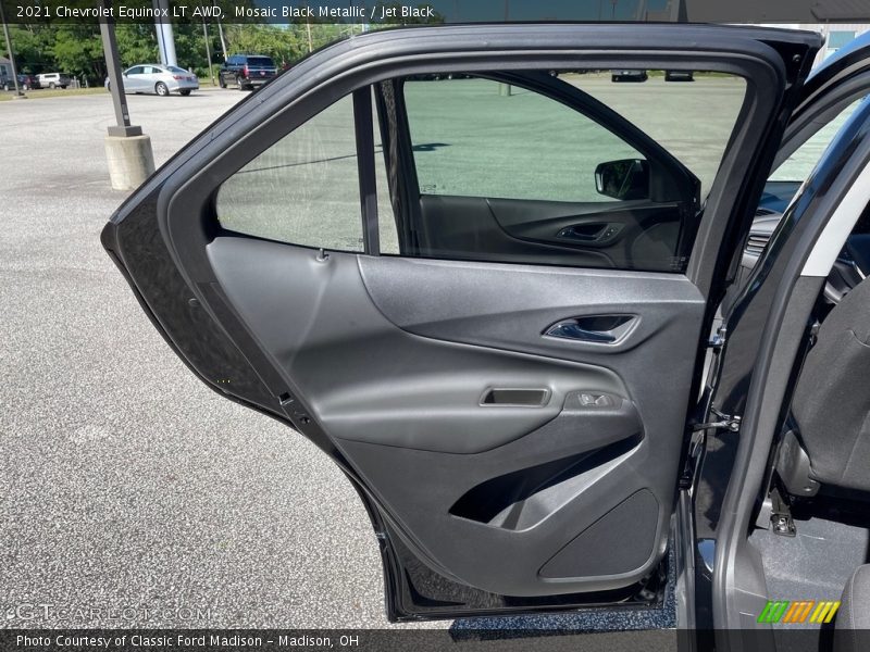 Mosaic Black Metallic / Jet Black 2021 Chevrolet Equinox LT AWD