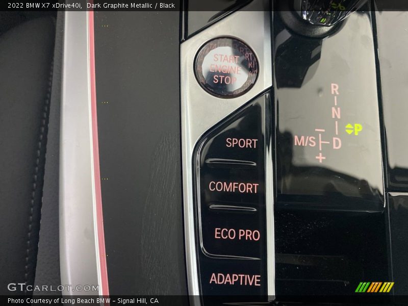 Dark Graphite Metallic / Black 2022 BMW X7 xDrive40i