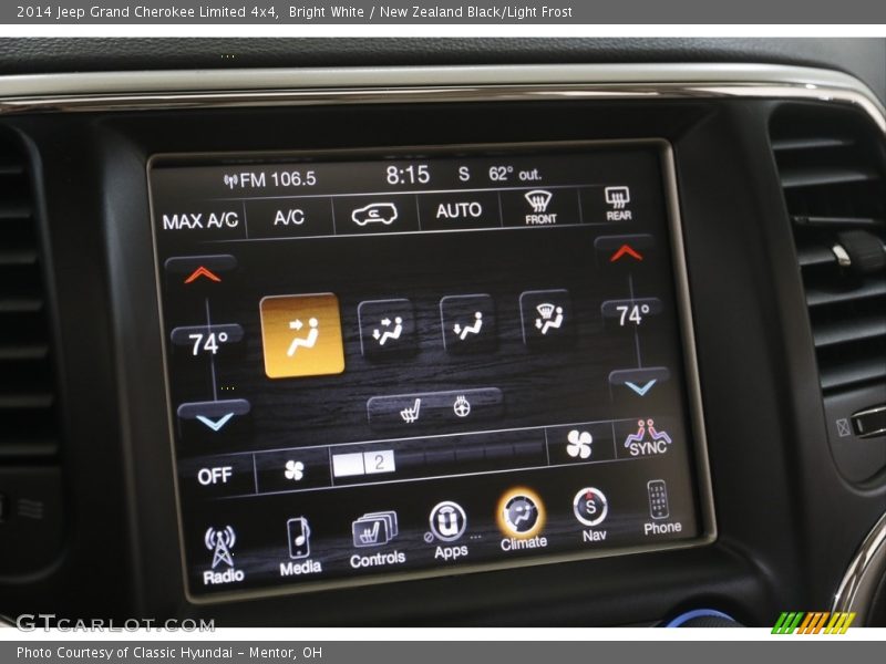 Bright White / New Zealand Black/Light Frost 2014 Jeep Grand Cherokee Limited 4x4