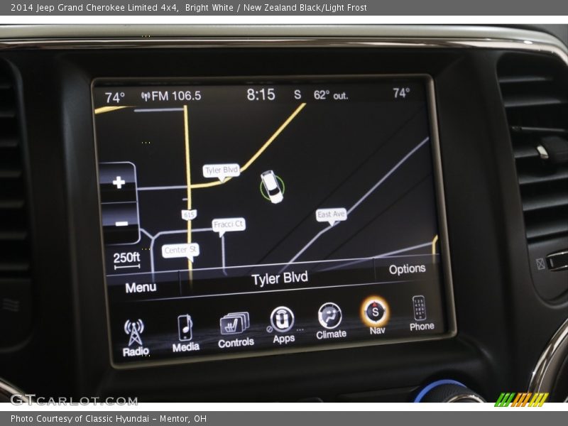 Bright White / New Zealand Black/Light Frost 2014 Jeep Grand Cherokee Limited 4x4