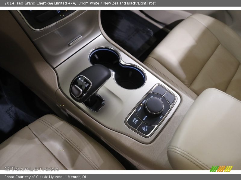 Bright White / New Zealand Black/Light Frost 2014 Jeep Grand Cherokee Limited 4x4