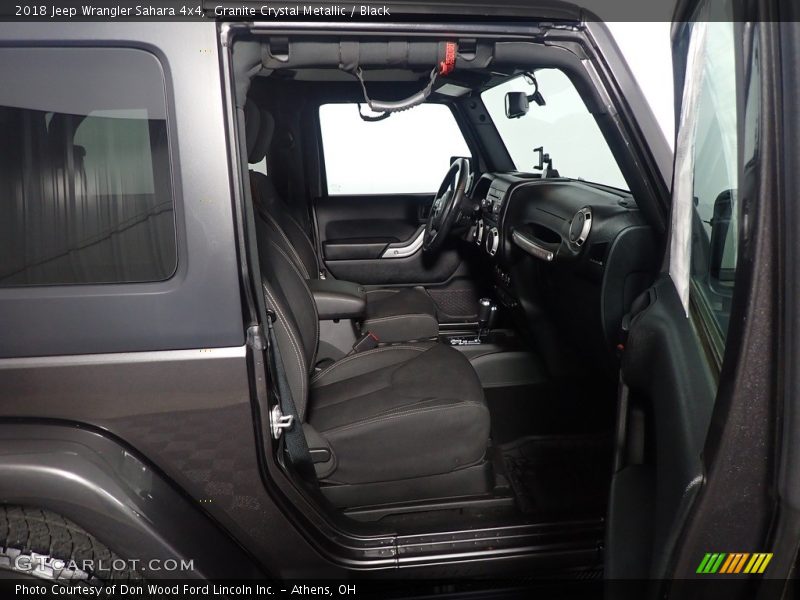 Granite Crystal Metallic / Black 2018 Jeep Wrangler Sahara 4x4