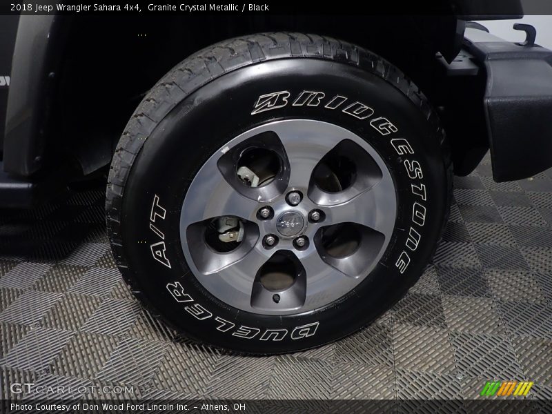 Granite Crystal Metallic / Black 2018 Jeep Wrangler Sahara 4x4