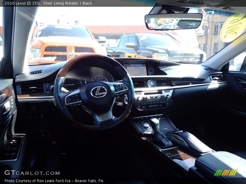 Dashboard of 2016 ES 350