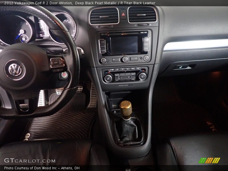 Deep Black Pearl Metallic / R Titan Black Leather 2012 Volkswagen Golf R 2 Door 4Motion