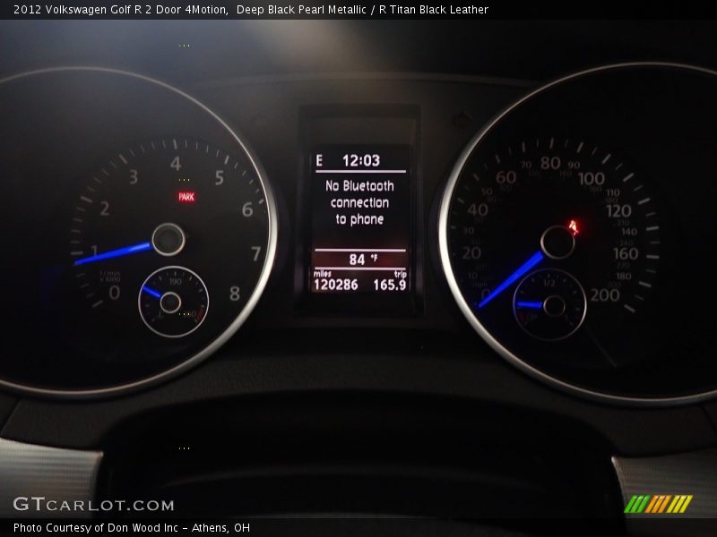 Deep Black Pearl Metallic / R Titan Black Leather 2012 Volkswagen Golf R 2 Door 4Motion
