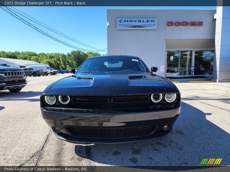 Pitch Black / Black 2022 Dodge Challenger SXT