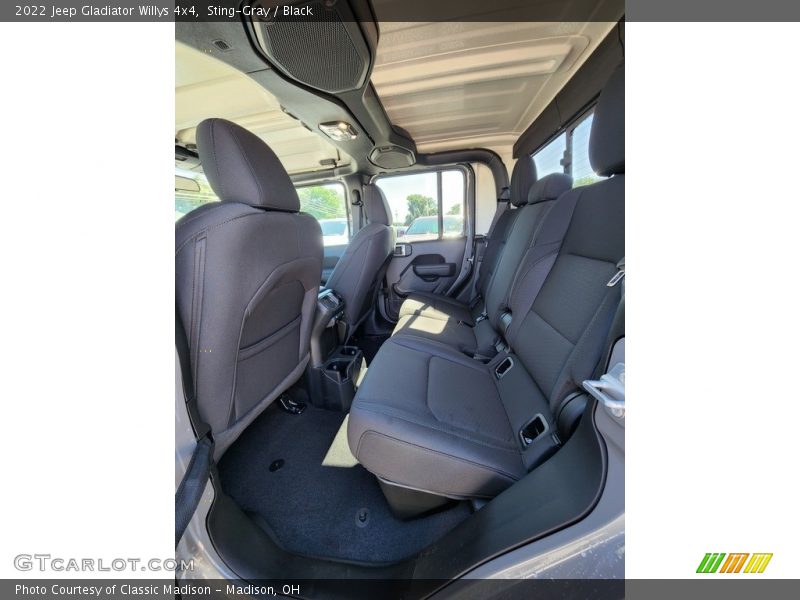 Sting-Gray / Black 2022 Jeep Gladiator Willys 4x4