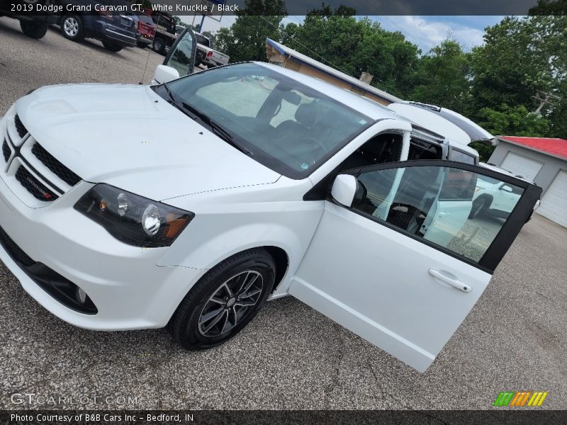 White Knuckle / Black 2019 Dodge Grand Caravan GT