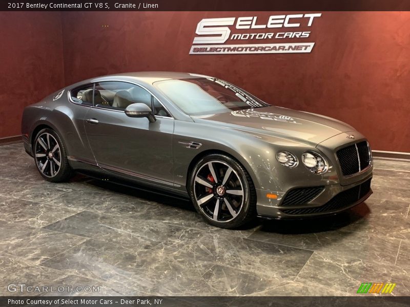 Front 3/4 View of 2017 Continental GT V8 S