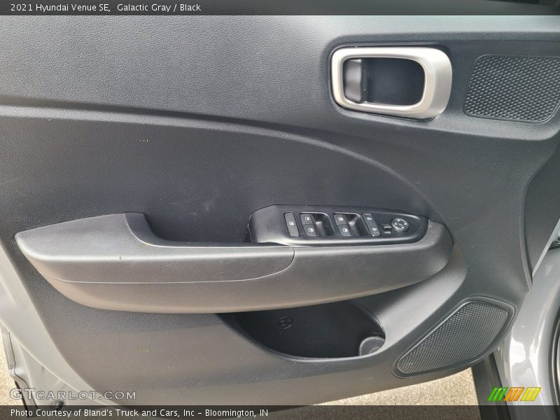 Galactic Gray / Black 2021 Hyundai Venue SE