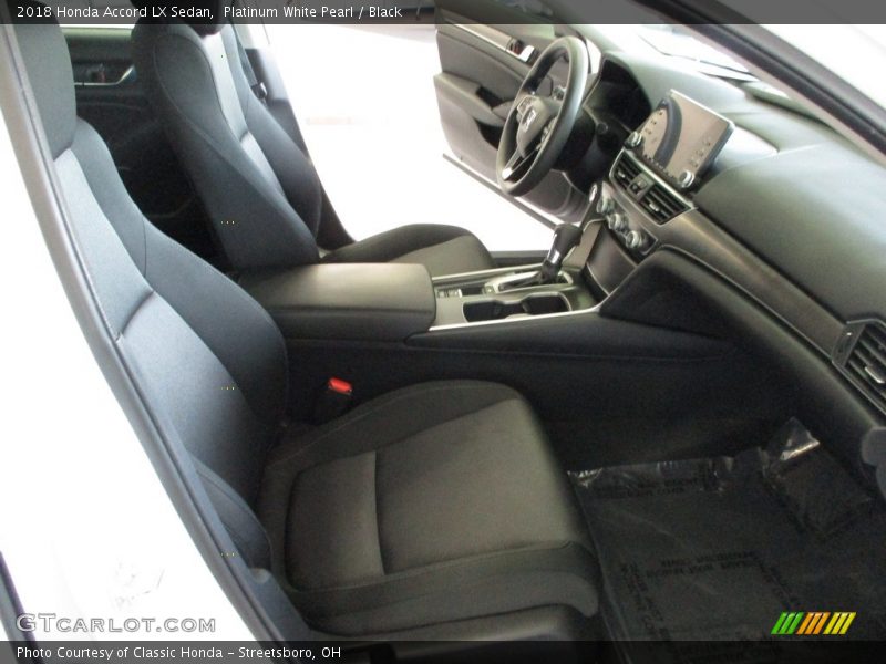 Platinum White Pearl / Black 2018 Honda Accord LX Sedan