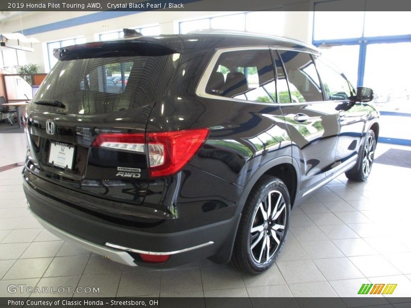 Crystal Black Pearl / Black 2019 Honda Pilot Touring AWD