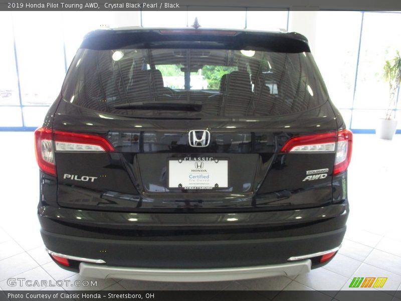 Crystal Black Pearl / Black 2019 Honda Pilot Touring AWD