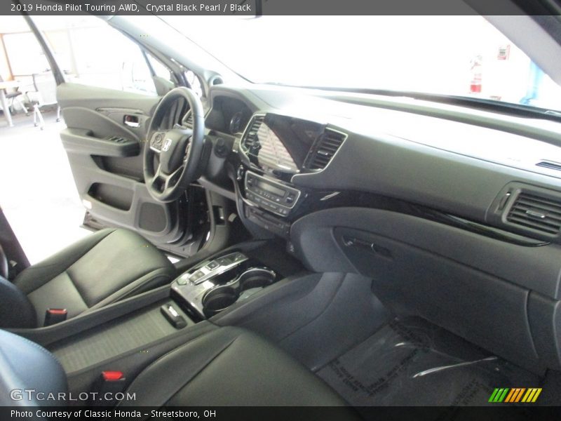 Crystal Black Pearl / Black 2019 Honda Pilot Touring AWD