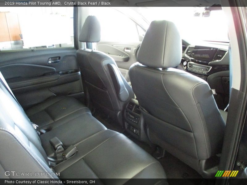 Crystal Black Pearl / Black 2019 Honda Pilot Touring AWD