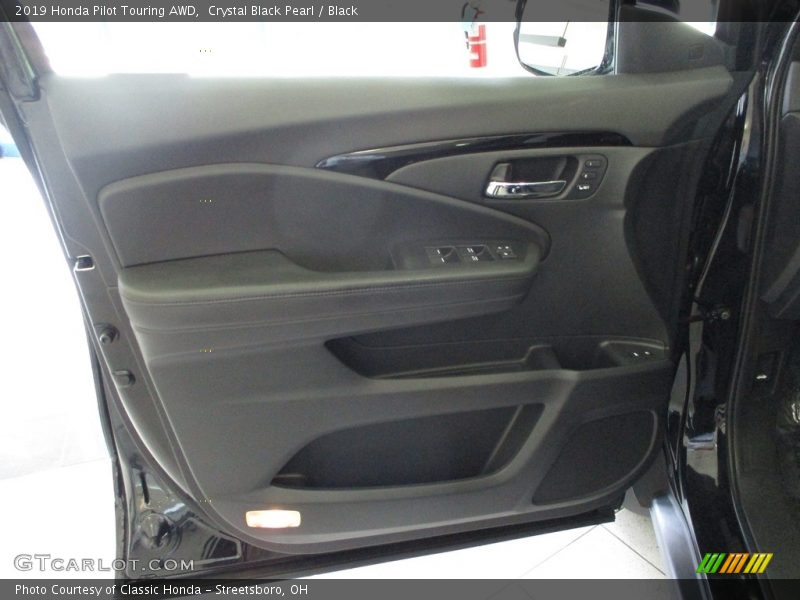Crystal Black Pearl / Black 2019 Honda Pilot Touring AWD