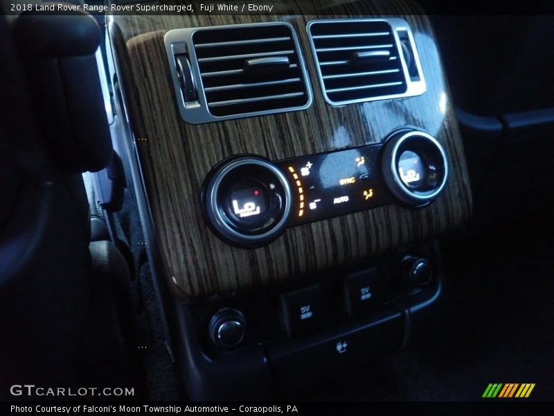 Fuji White / Ebony 2018 Land Rover Range Rover Supercharged